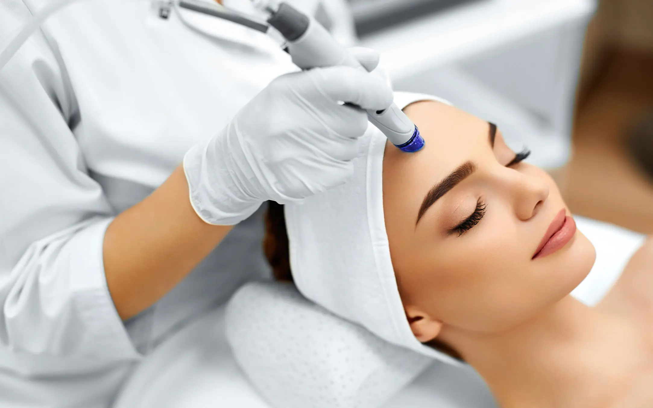 What Is Collagen Lift Therapy and How Can It Help Ageing, Loose Skin Amersham?